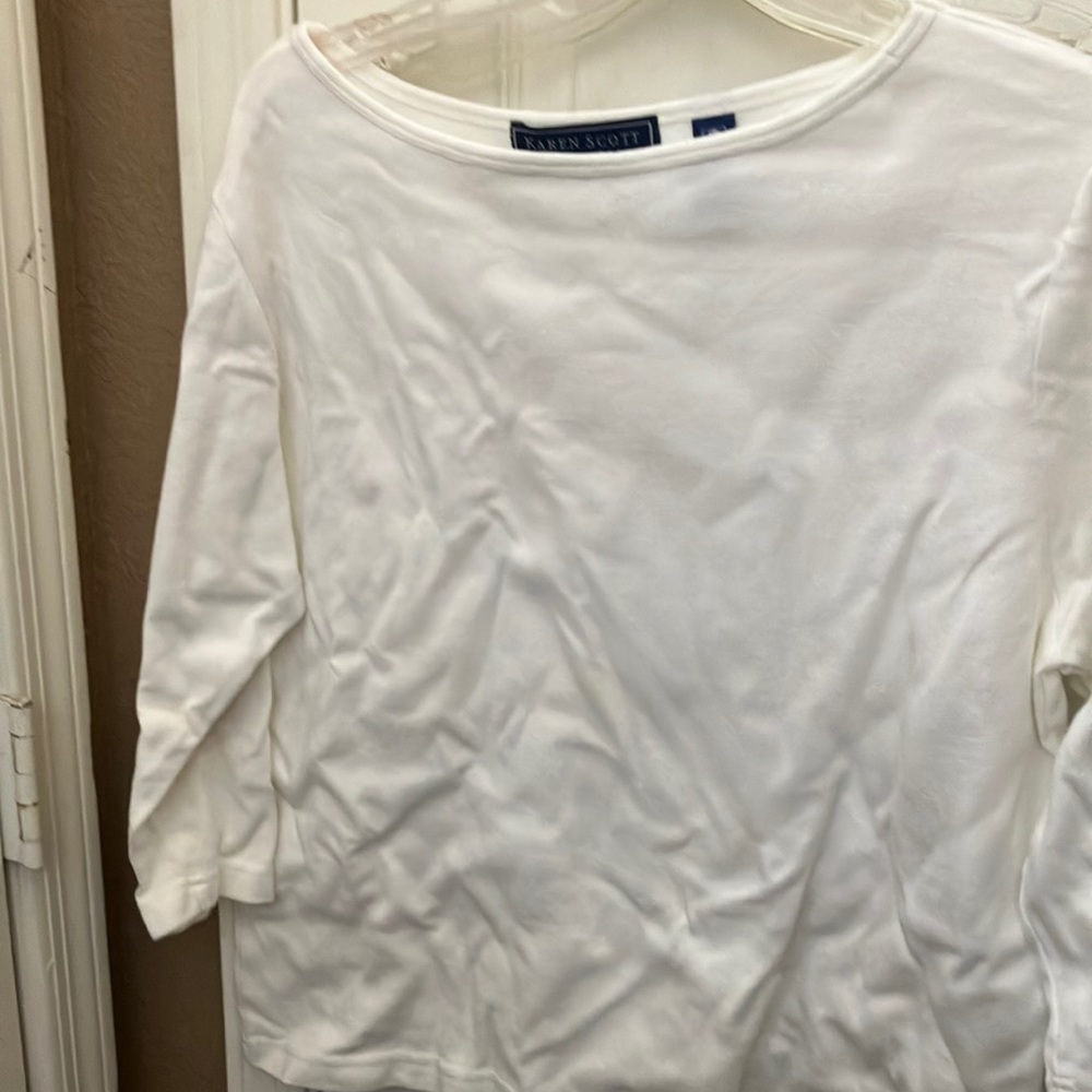 FINAL MARKDOWN Karen Scott tee large